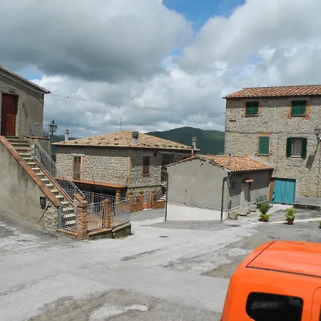Borgo Medioevale Tatil Evi *